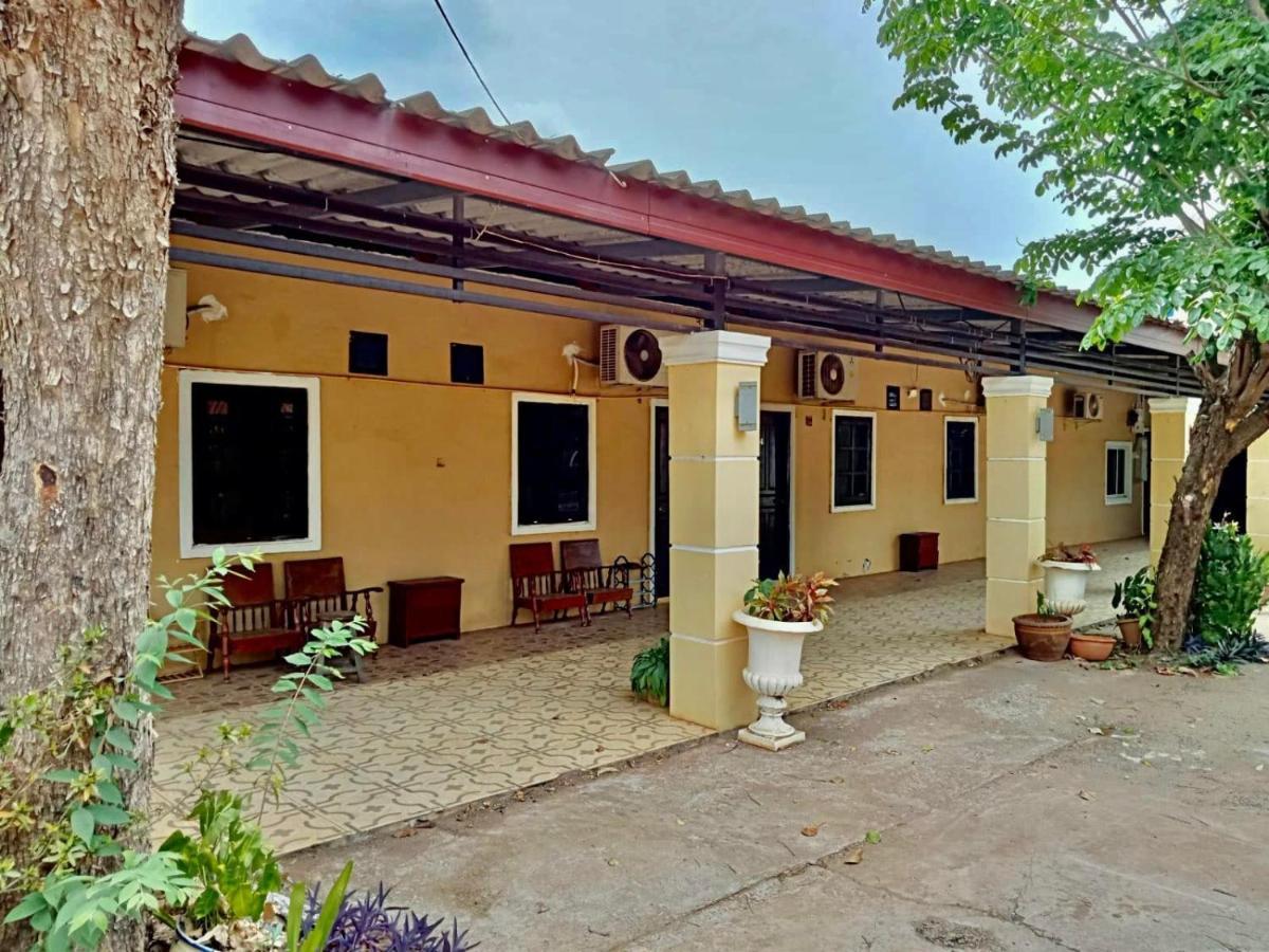 Erawan Guesthouse Pakse Eksteriør bilde